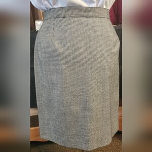 Giorgio Sanť Angelo 100% Wool Houndstooth Pencil Skirt